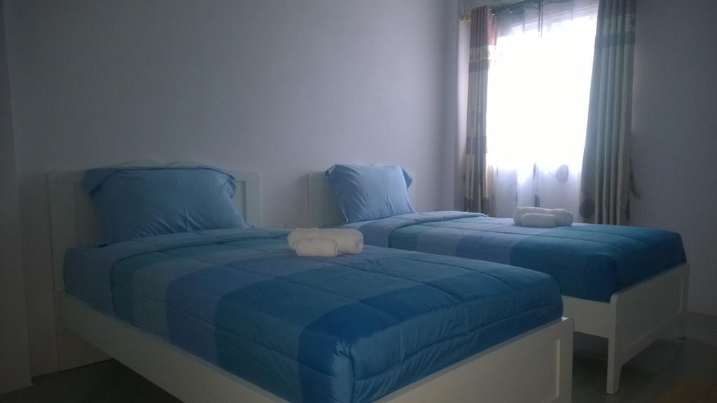 אובון רטצ'תאני The Zara Double Tree Hotel חדר תמונה